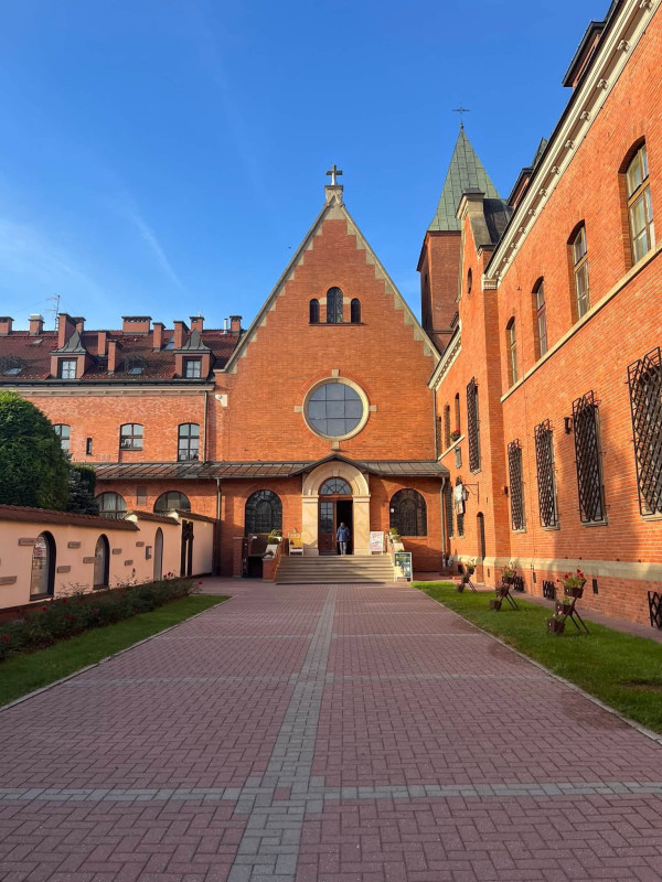  Pielgrzymka do Krakowa Łagiewnik - 200 lecie RÓŻ RÓŻAŃCOWYCH 